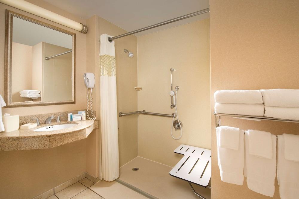 Hampton Inn Syracuse Clay Liverpool Ngoại thất bức ảnh
