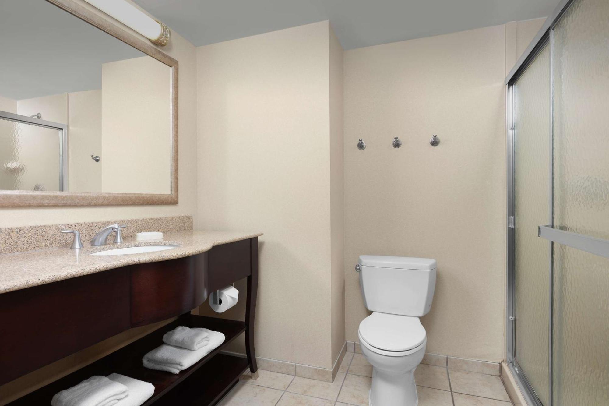 Hampton Inn Syracuse Clay Liverpool Ngoại thất bức ảnh