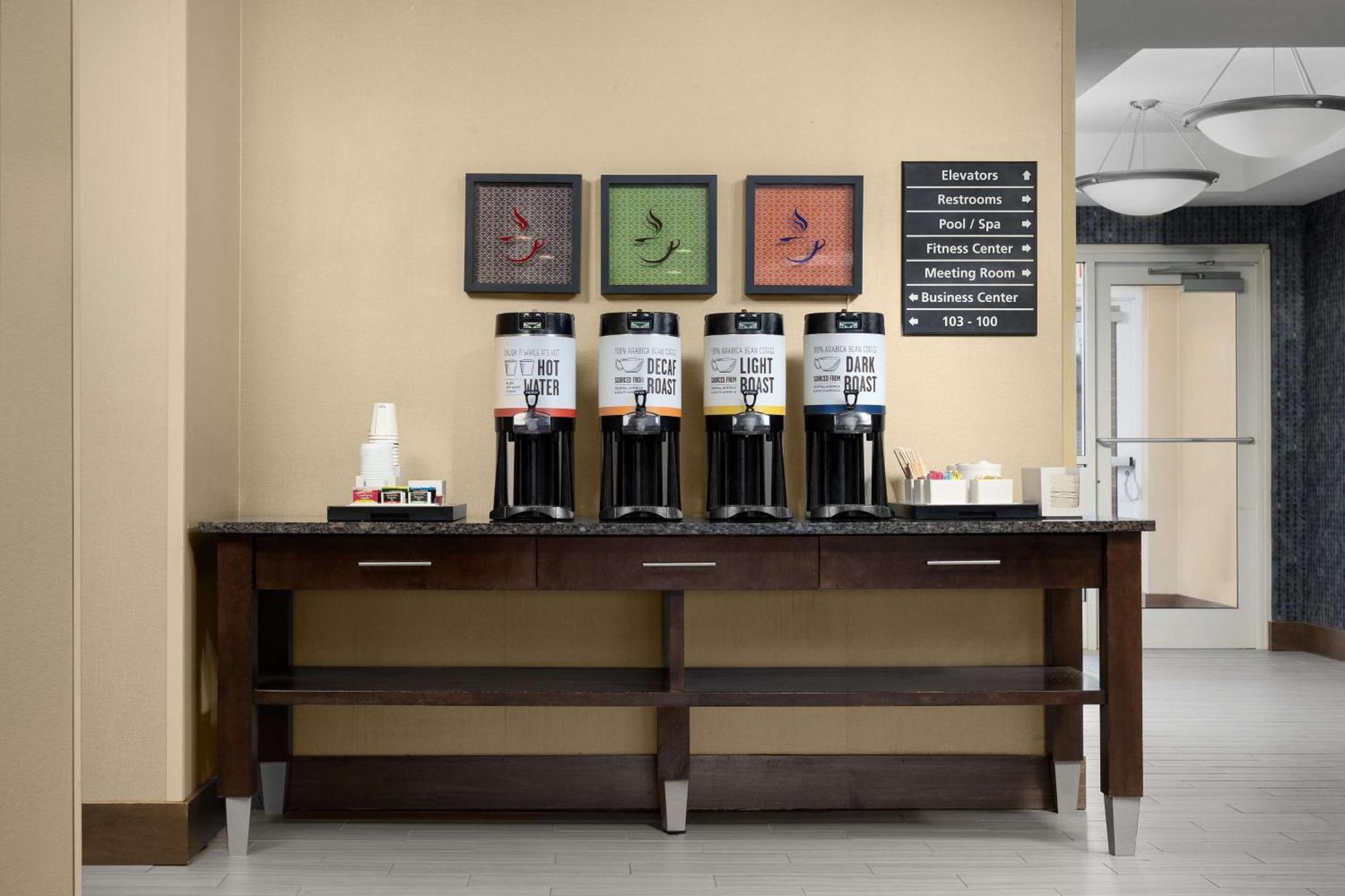 Hampton Inn Syracuse Clay Liverpool Ngoại thất bức ảnh