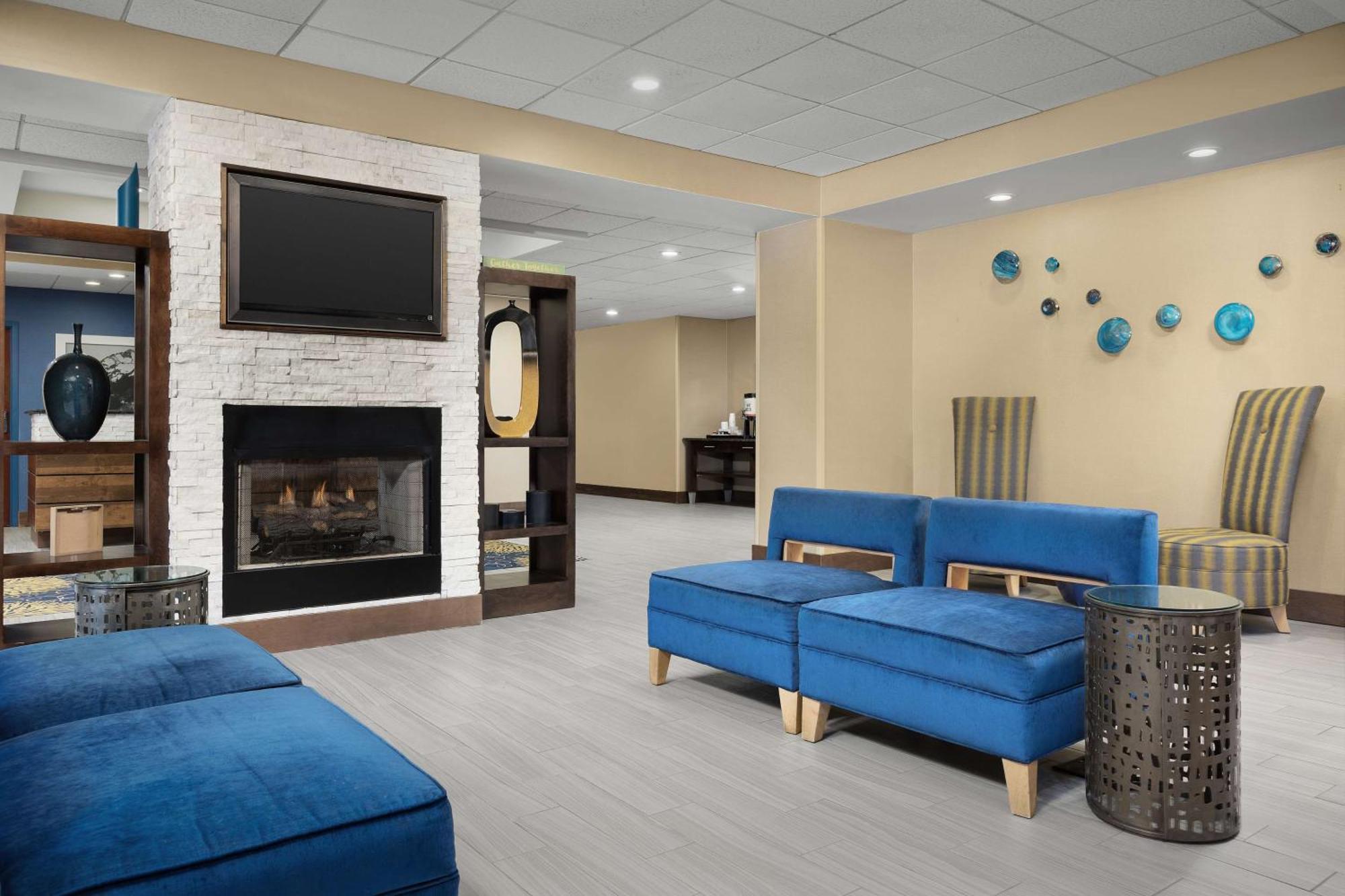 Hampton Inn Syracuse Clay Liverpool Ngoại thất bức ảnh